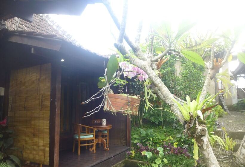 Fotos del hotel Joglo Taman Sari Villa:  6