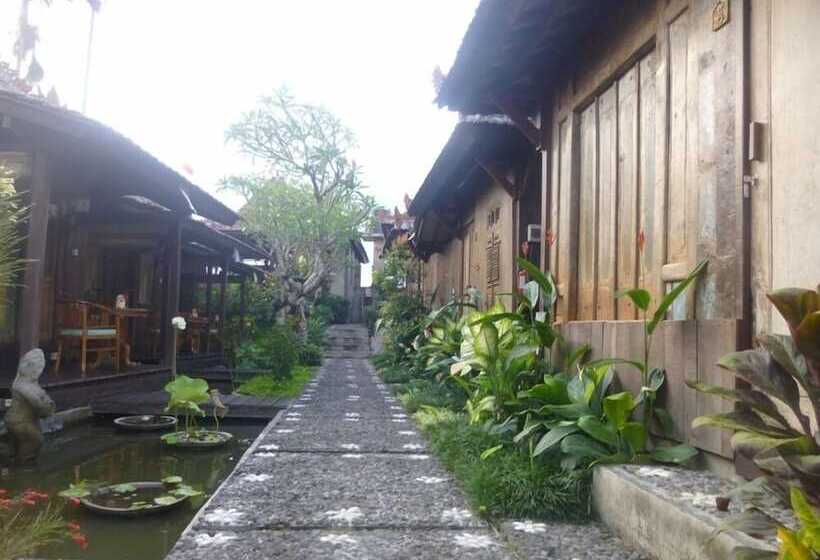 Fotos del hotel Joglo Taman Sari Villa:  11