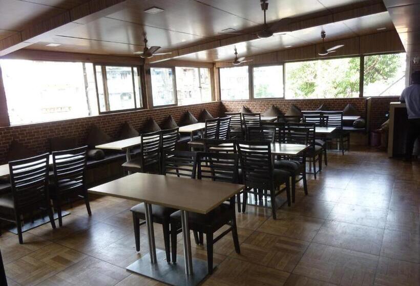 Fotos del hotel Orient Palace:  13