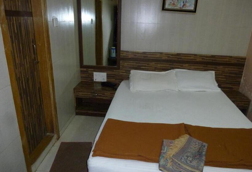 Fotos del hotel Orient Palace:  2