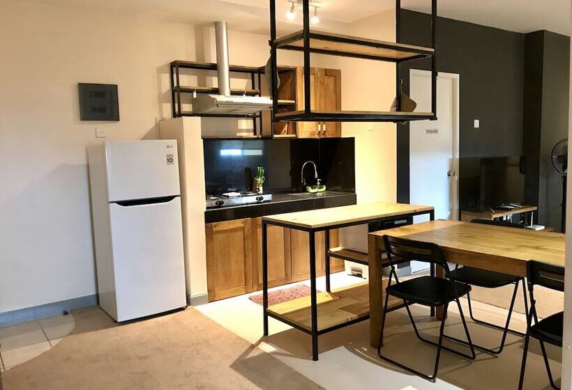 Fotos del hotel Apartment Queen Victoria Batam:  18