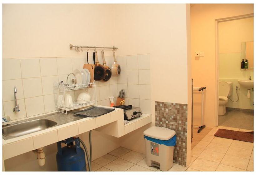 Fotos del hotel Apartment Queen Victoria Batam:  5