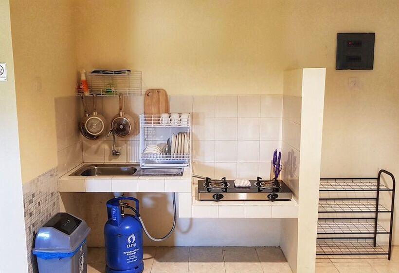 Fotos del hotel Apartment Queen Victoria Batam:  15