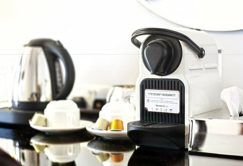 Fotos del hotel The Sweeney:  11