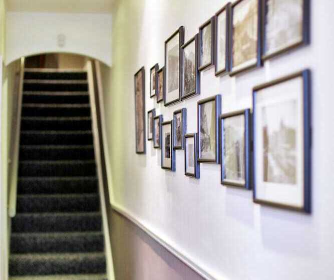 Fotos del hotel The Sweeney:  2