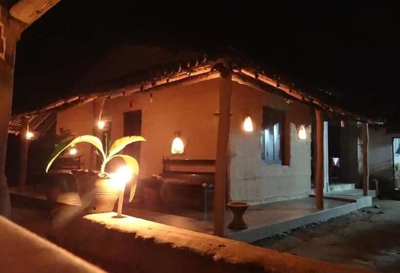 Fotos del hotel Tharu 20for7 Holiday House:  14