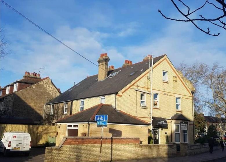 Fotos del hotel A & B Guest House:  13