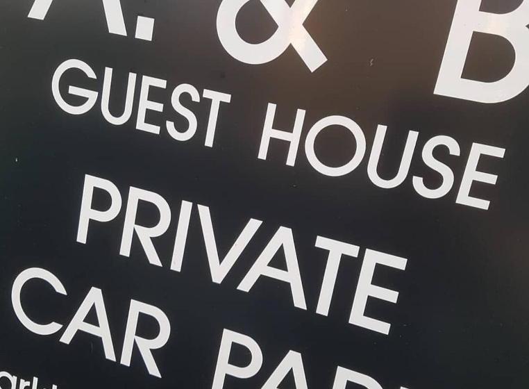 Fotos del hotel A & B Guest House:  9