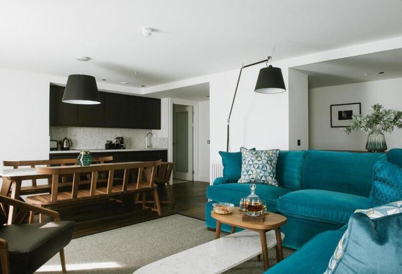 Cheval The Edinburgh Grand