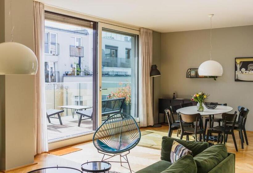 Fotos del hotel The Circus Apartments:  11