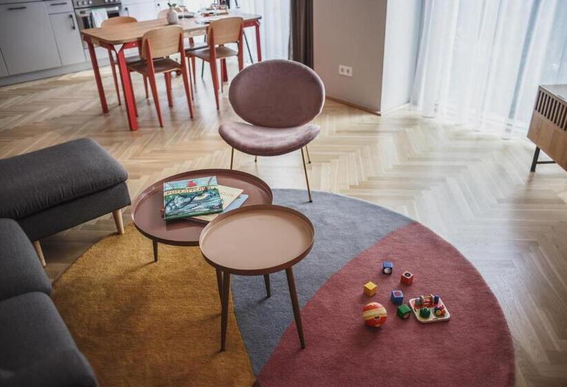 Fotos del hotel The Circus Apartments:  18