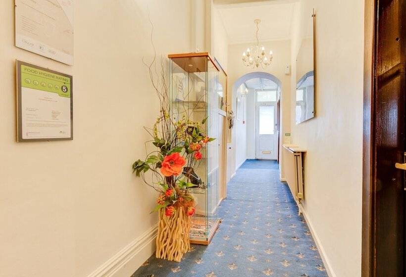 Fotos del hotel The Strathdon:  2