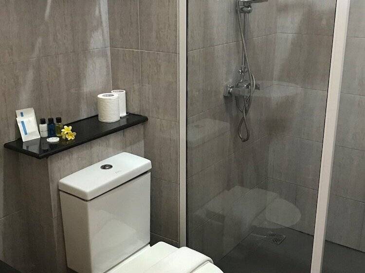 Fotos del hotel Waves By Tranquil:  8