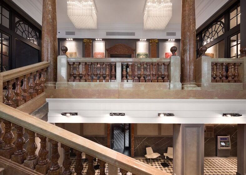 Fotos del hotel Bank:  10