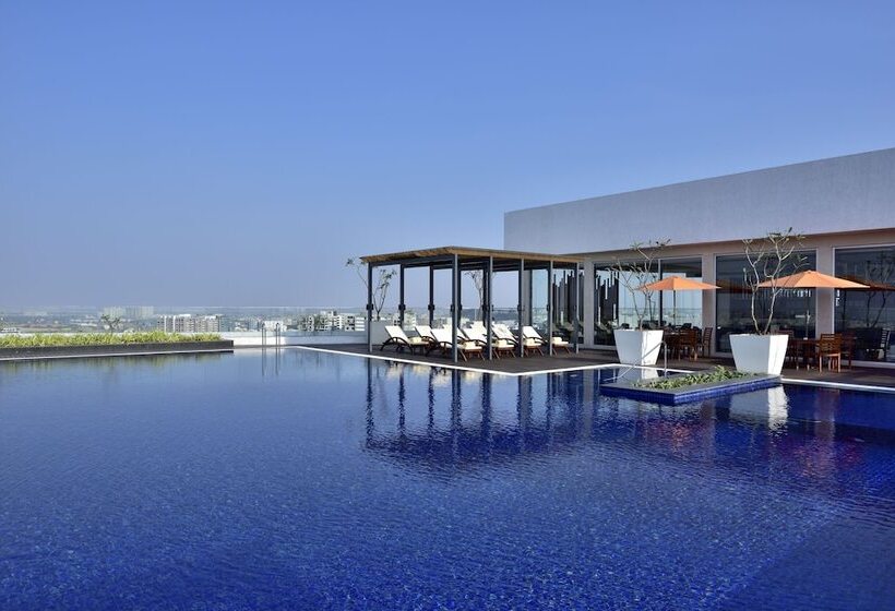 Fotos del hotel Marriott Executive Apartments Hyderabad:  2