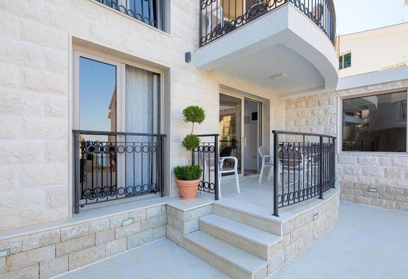 Fotos del hotel Apartments Jovan:  9