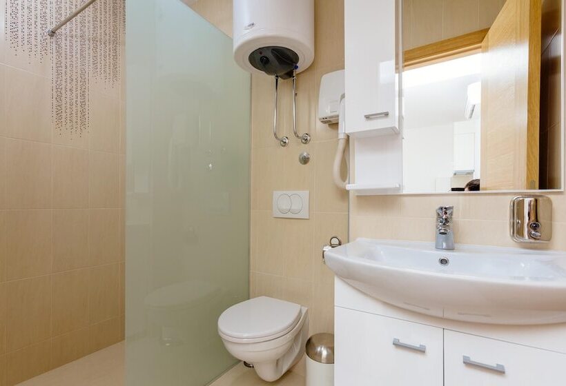 Fotos del hotel Apartments Jovan:  16