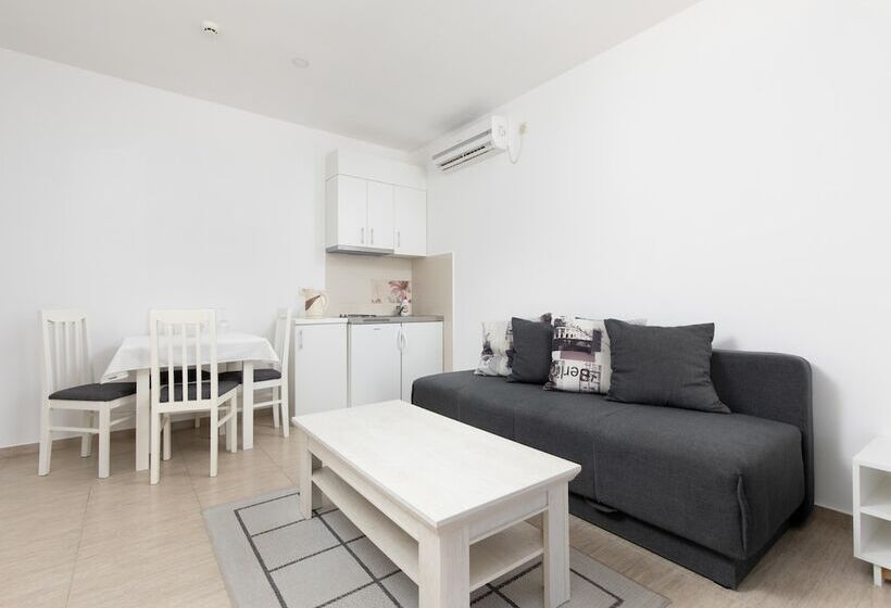 Fotos del hotel Apartments Jovan:  23