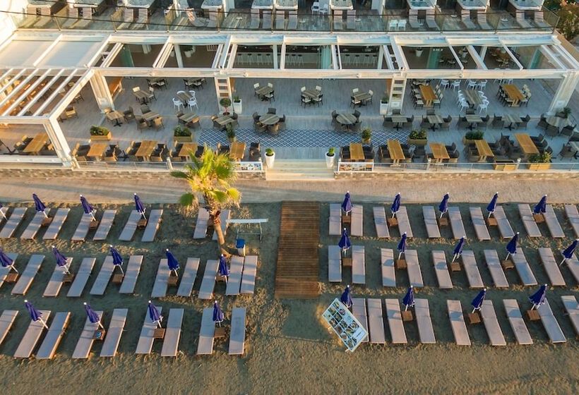 Fotos del hotel Mandala Seafront Suites:  7