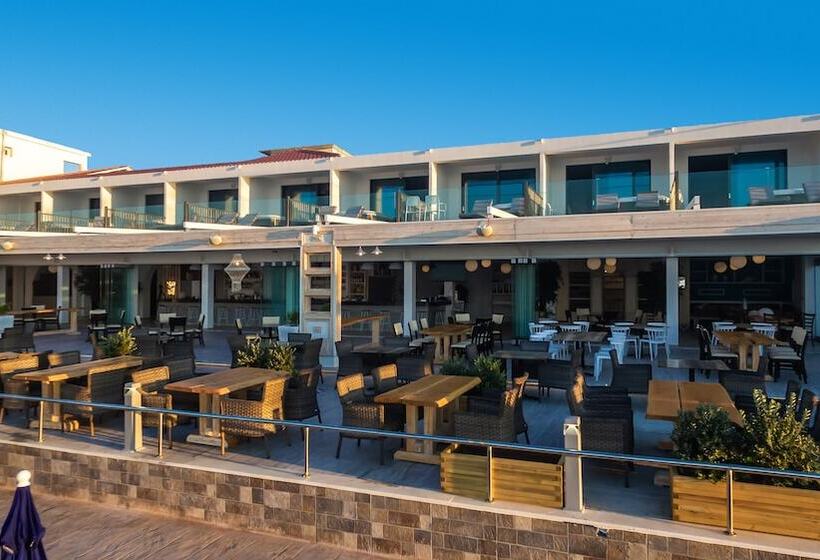 Fotos del hotel Mandala Seafront Suites:  15