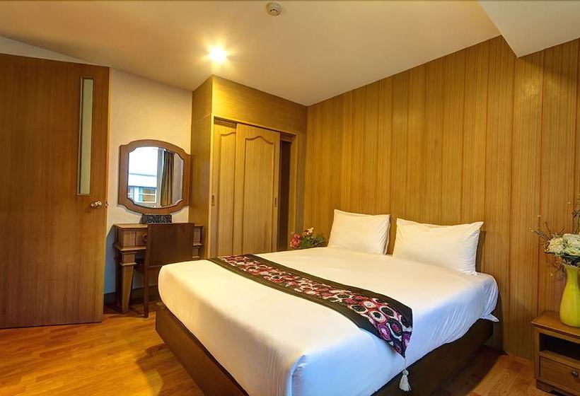 Fotos del hotel The Kris Residence:  9