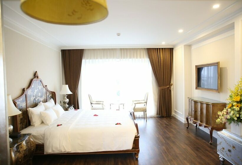 Damsels Hanoi Boutique