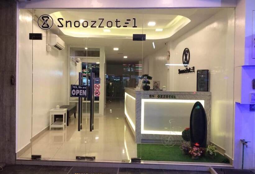 Fotos del hotel Snoozzotel:  11