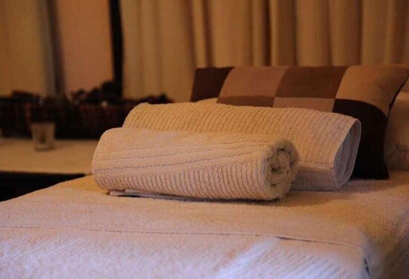 Fotos del hotel Fawkes House Country Spa Retreat:  12