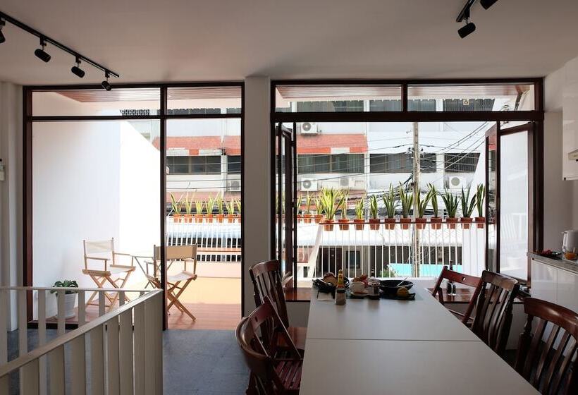 Fotos del hotel Haus Sathorn 21:  19