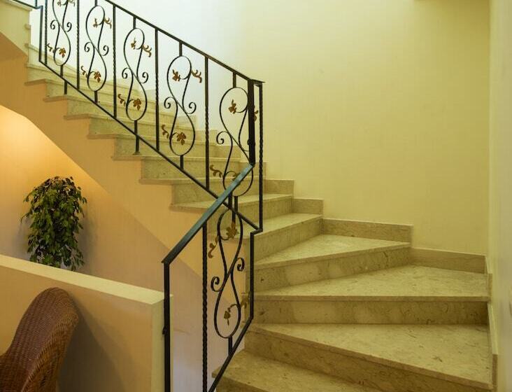 Fotos del hotel Lafontaine Rose Beach Resort:  17