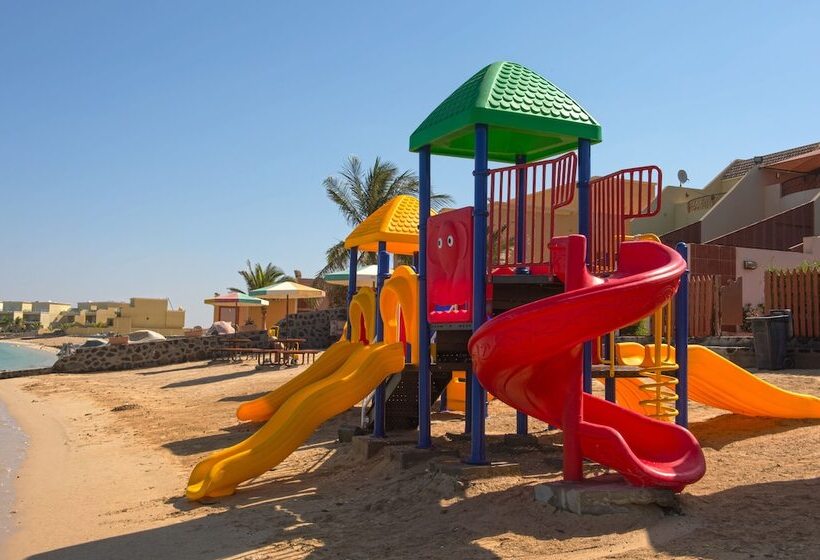 Fotos del hotel Lafontaine Rose Beach Resort:  2