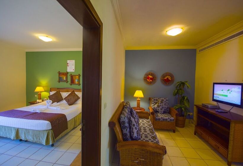 Fotos del hotel Lafontaine Rose Beach Resort:  25