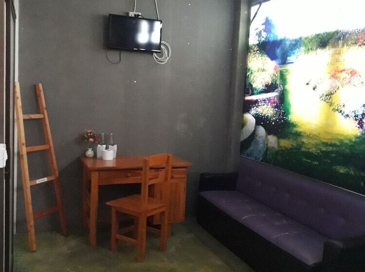 Fotos del hotel Romyen:  5