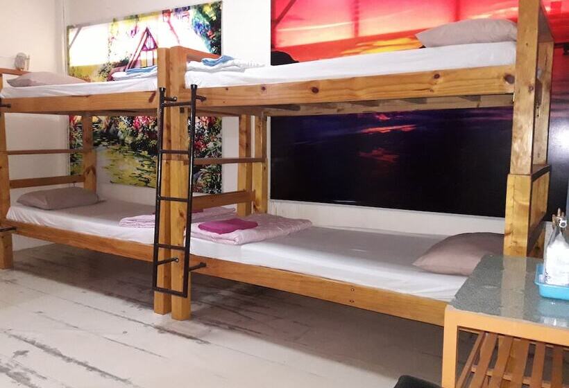 Fotos del hotel Romyen:  16