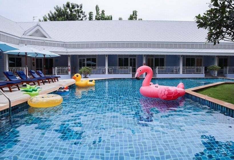 Tubtim Siam River Kwai Resort