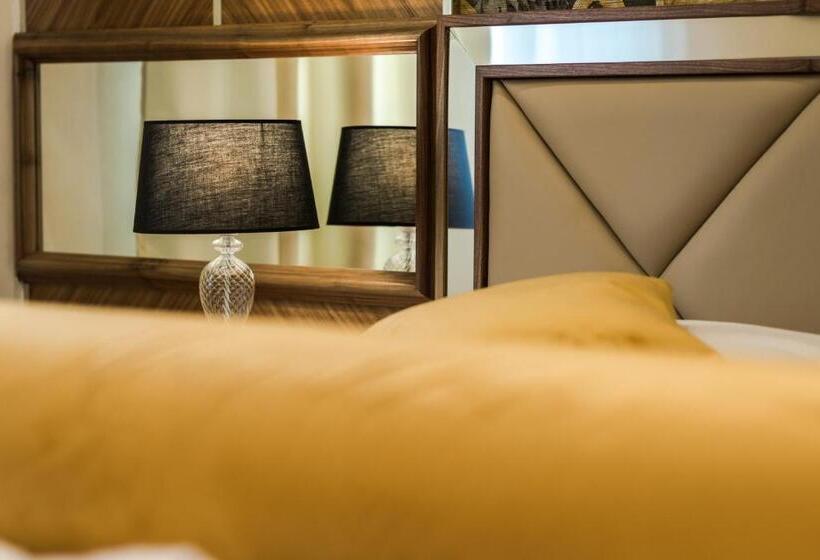 Fotos del hotel Miraval Luxury Rooms:  7