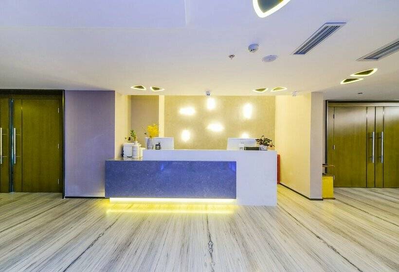 Fotos del hotel 9h:  15