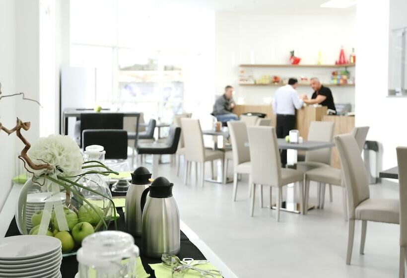 Fotos del hotel Ecumano Space:  13