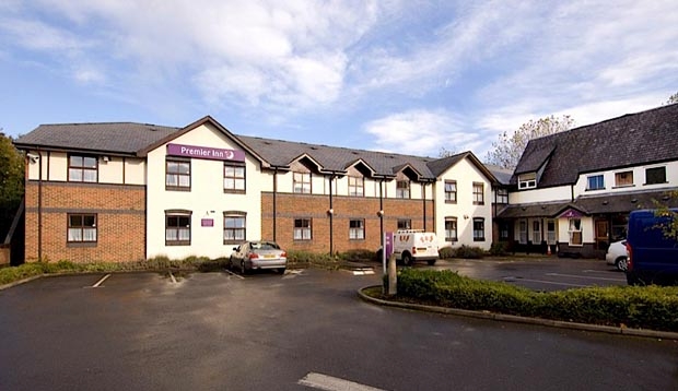 Premier Inn Stockport South