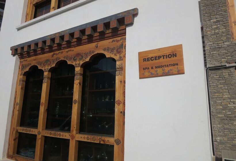 Fotos del hotel Zhingkham Resort:  8