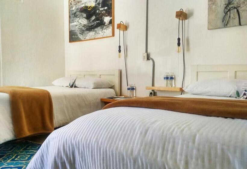 Fotos del hotel La Tozi Galeria:  2