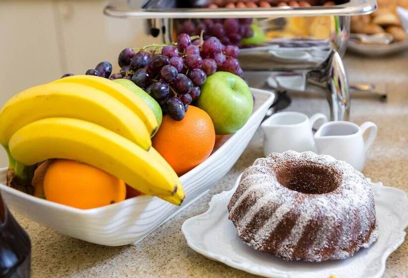 Fotos del hotel Orchid Boutique:  8