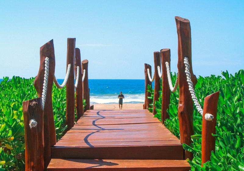 Fotos del hotel Marea Beachfront Villas:  3