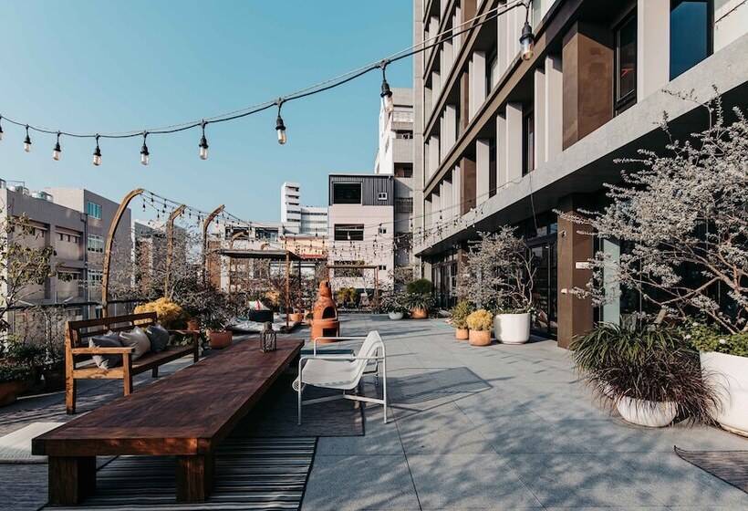 Fotos del hotel U.i.j  & Hostel:  12