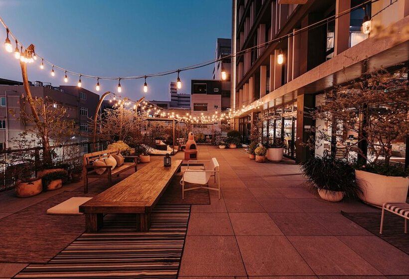 Fotos del hotel U.i.j  & Hostel:  16