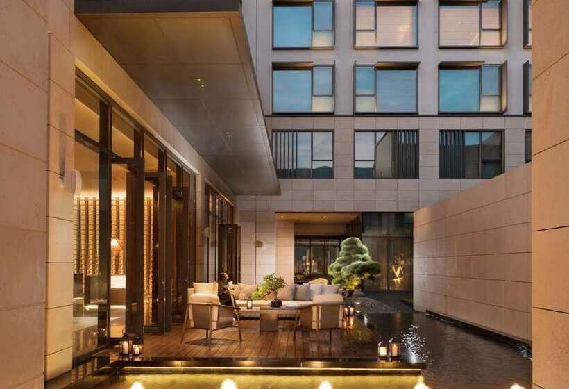 Joyze  Xiamen, Curio Collection By Hilton