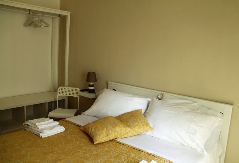 Fotos del hotel B&b Le Porte Di Napoli:  12