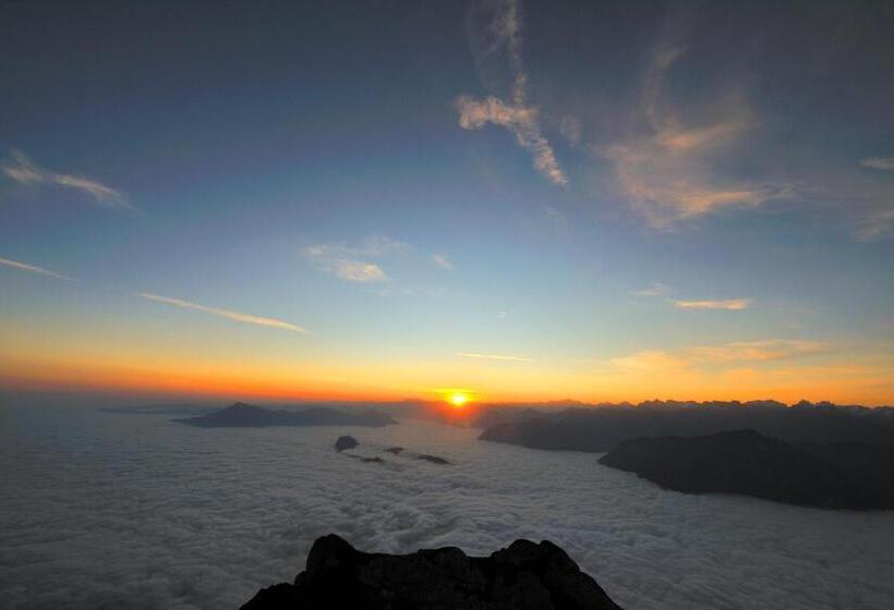 Fotos del hotel Pilatus-kulm:  2