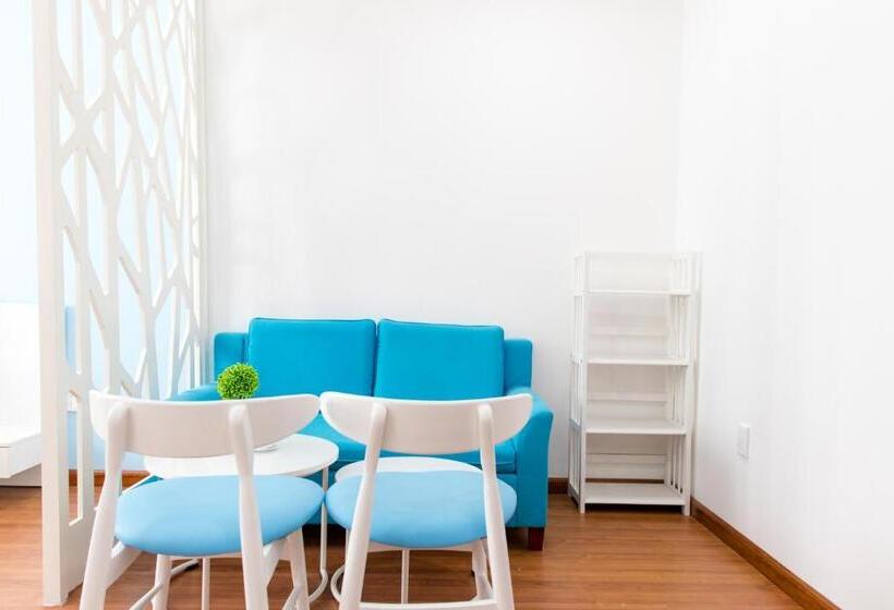 Fotos del hotel Reddoorz Plus Near Nguyen Hue Walking Street:  3