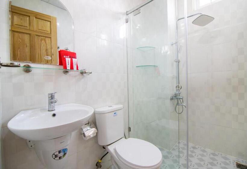 Fotos del hotel Reddoorz Plus Near Nguyen Hue Walking Street:  24